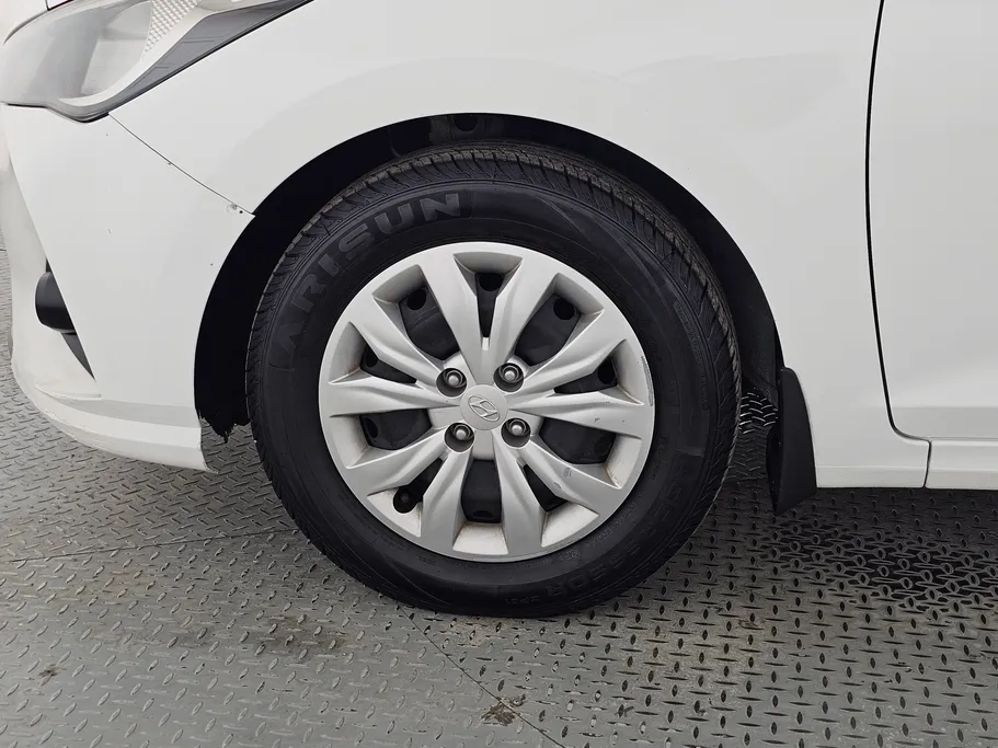 هيونداي اكسنت سمارت 2022 