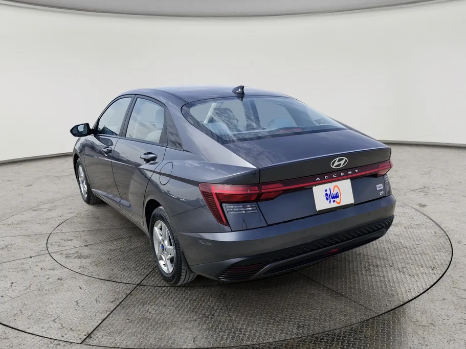 2024 Hyundai Accent Fleet 