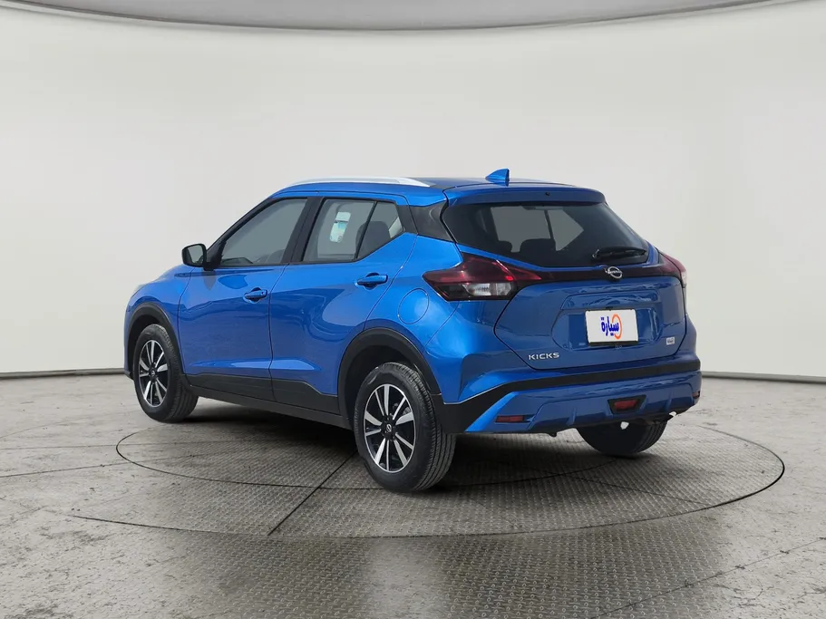 2024 Nissan Kicks S 