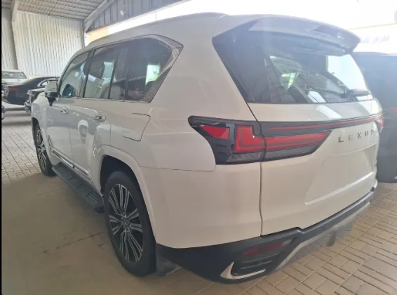 لكزس LX 600 BB Elite 2024 