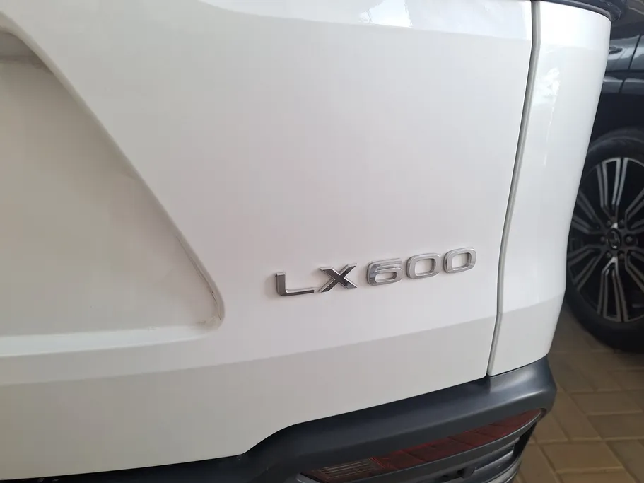 لكزس LX 600 BB Elite 2024 