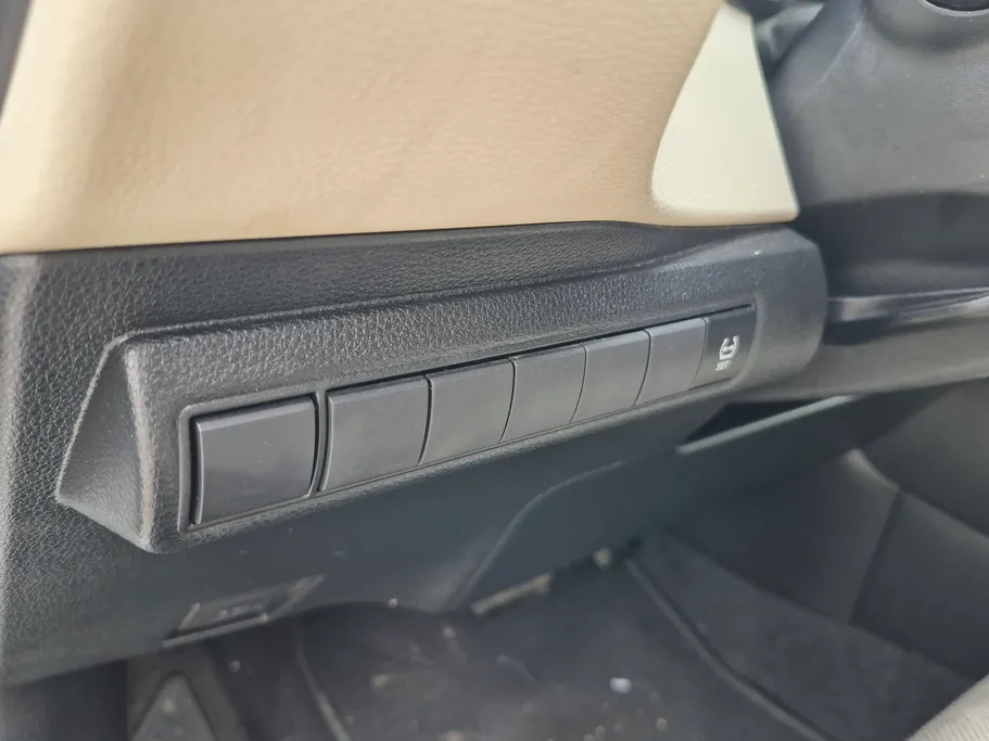 تويوتا كورولا XLI 2022 