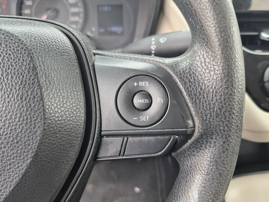 تويوتا كورولا XLI 2022 