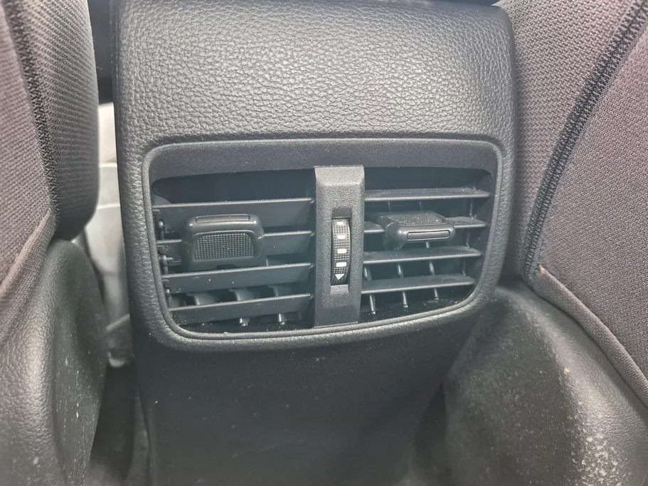 تويوتا كورولا XLI 2022 