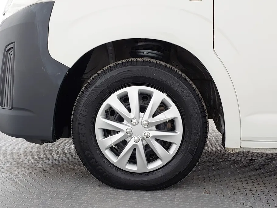 2021 Toyota Haice فان بضاعه 