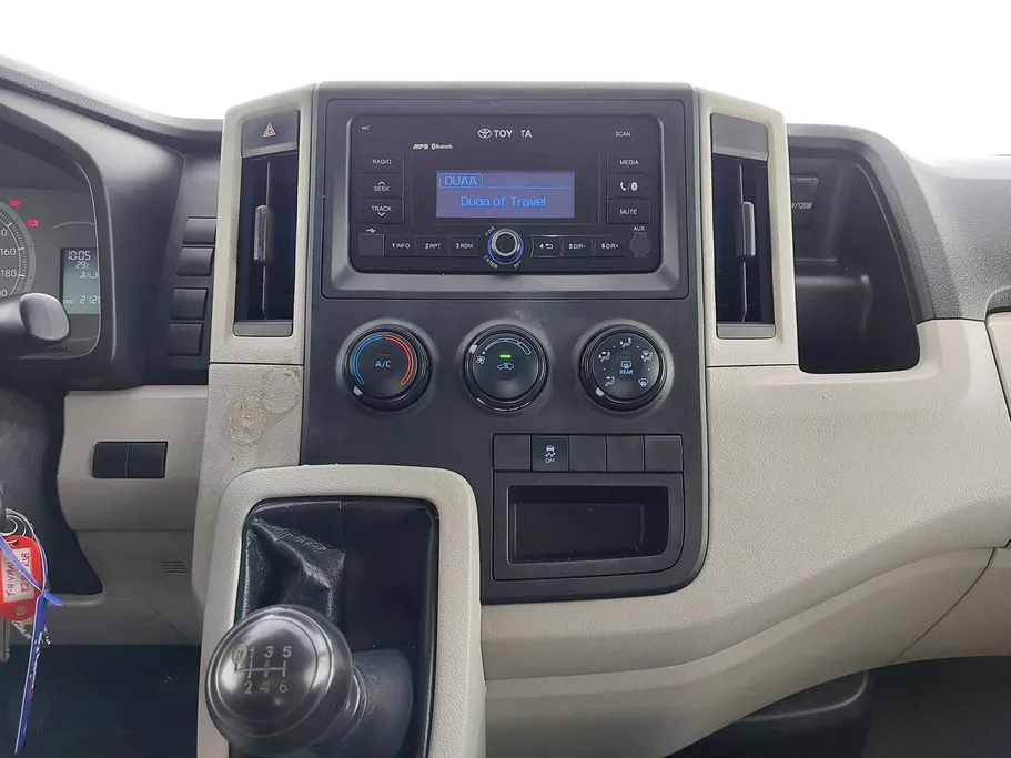 2021 Toyota Haice فان بضاعه 