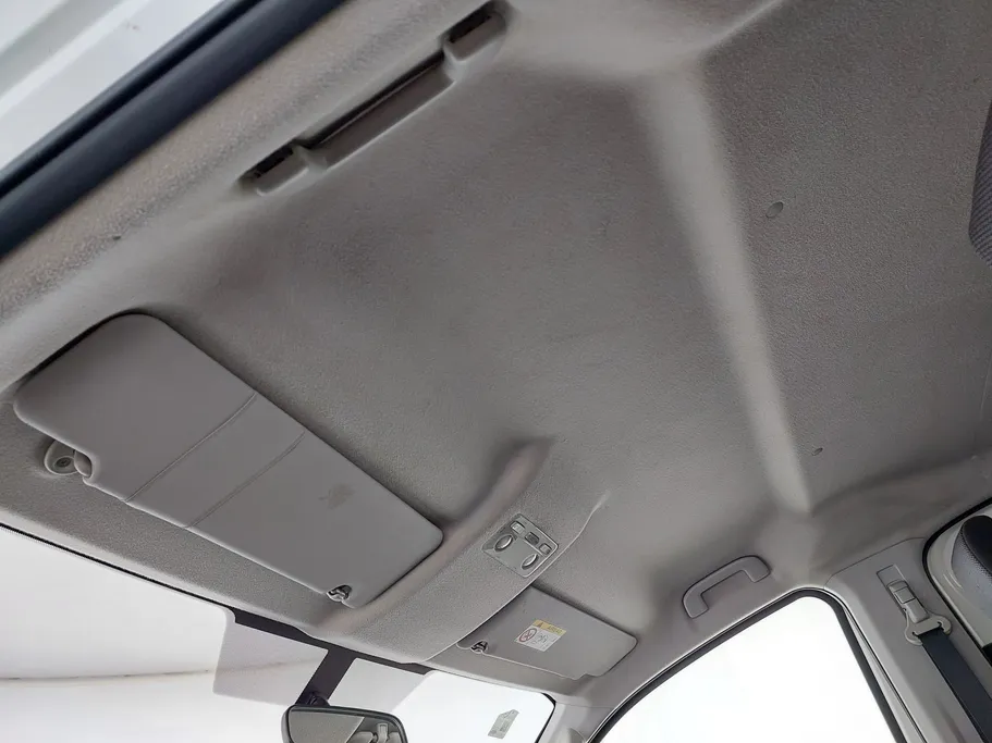 2021 Toyota Haice فان بضاعه 