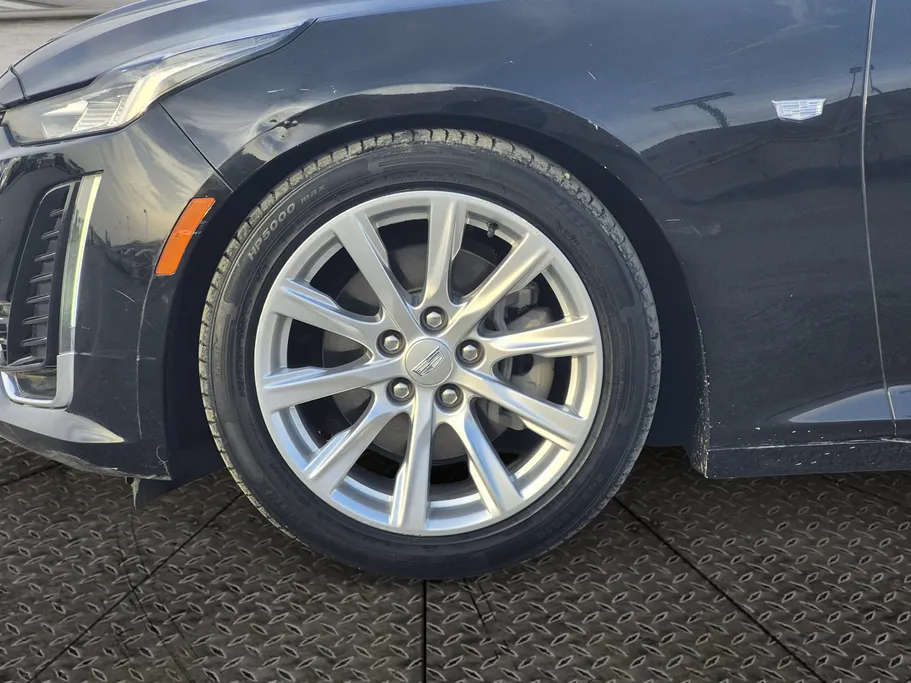 2022 Cadillac CT5 Luxury 