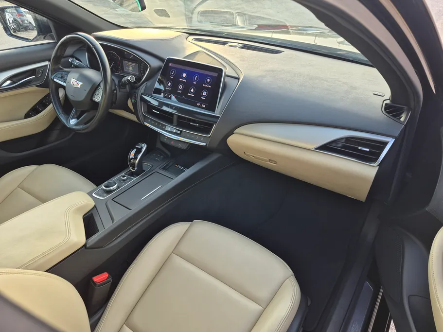 2022 Cadillac CT5 Luxury 