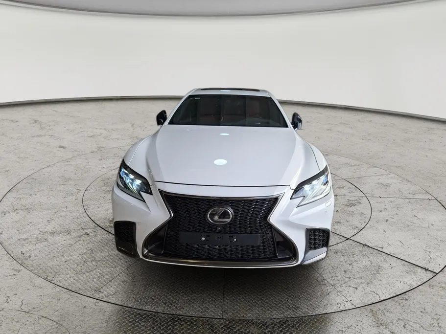 لكزس LS 500 2018 