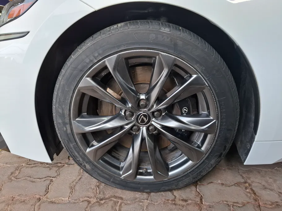 2018 Lexus LS 500 