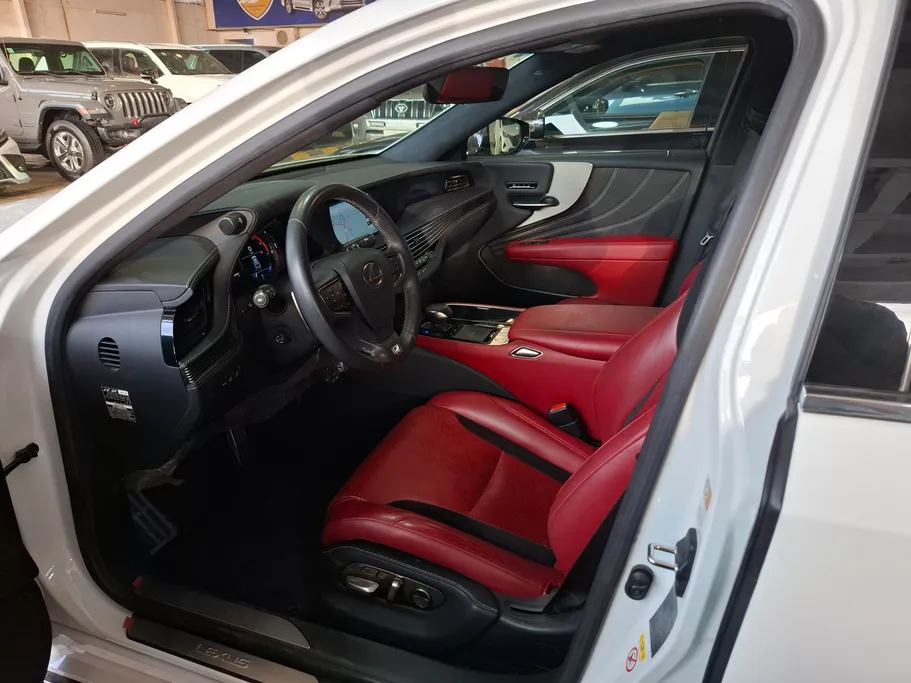 لكزس LS 500 2018 