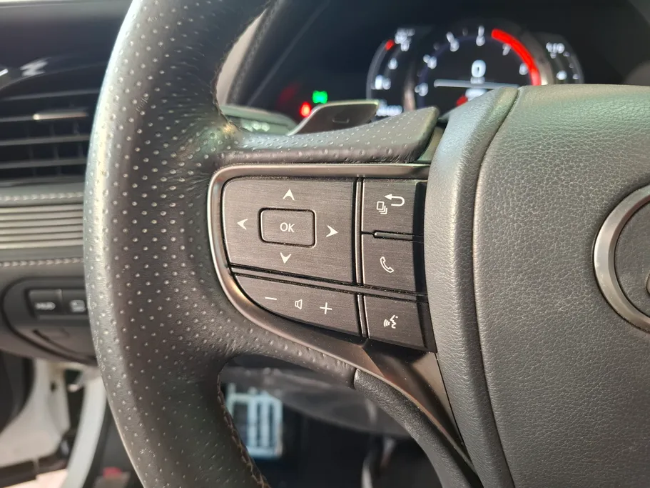 لكزس LS 500 2018 