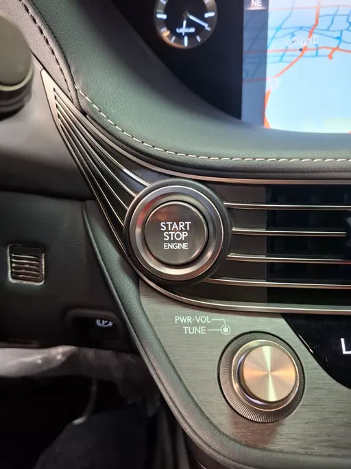 لكزس LS 500 2018 