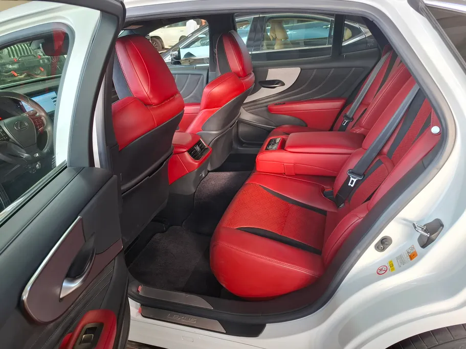 لكزس LS 500 2018 