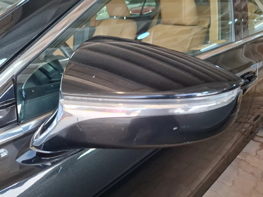 لكزس ES 300 H 2022 