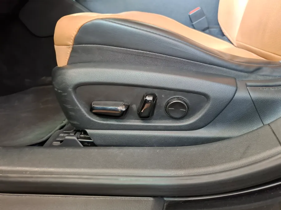 لكزس ES 300 H 2022 