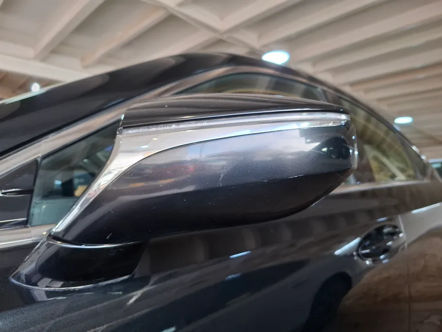 لكزس ES 300 H 2022 