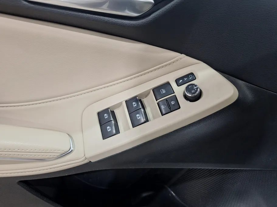 2022 Toyota Avalon XLE 