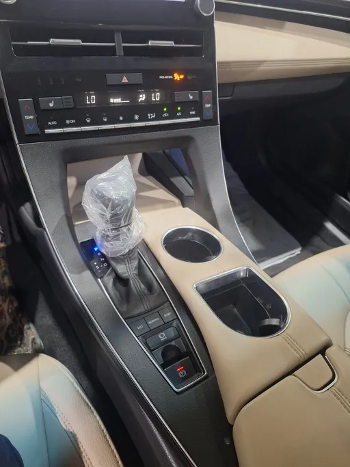 2022 Toyota Avalon XLE 