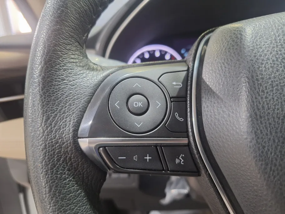2022 Toyota Avalon XLE 