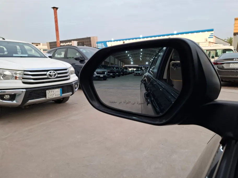 2024 Toyota Yaris  Y 