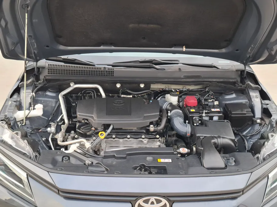 2024 Toyota Yaris  Y 