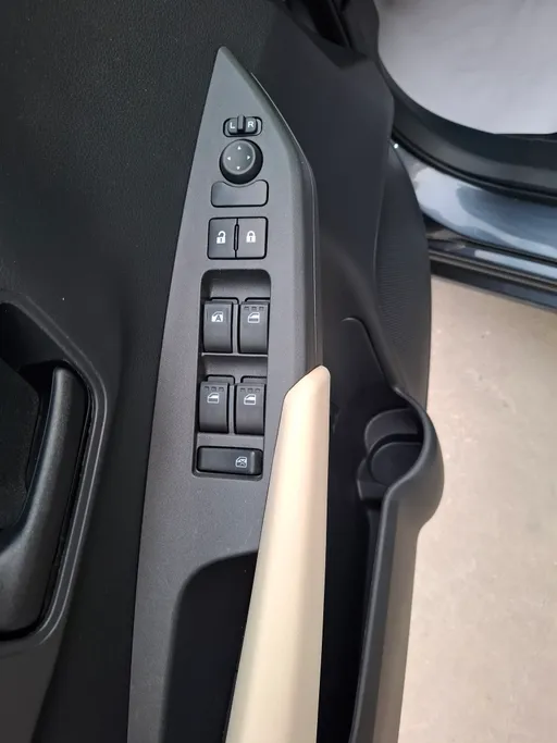 2024 Toyota Yaris  Y 