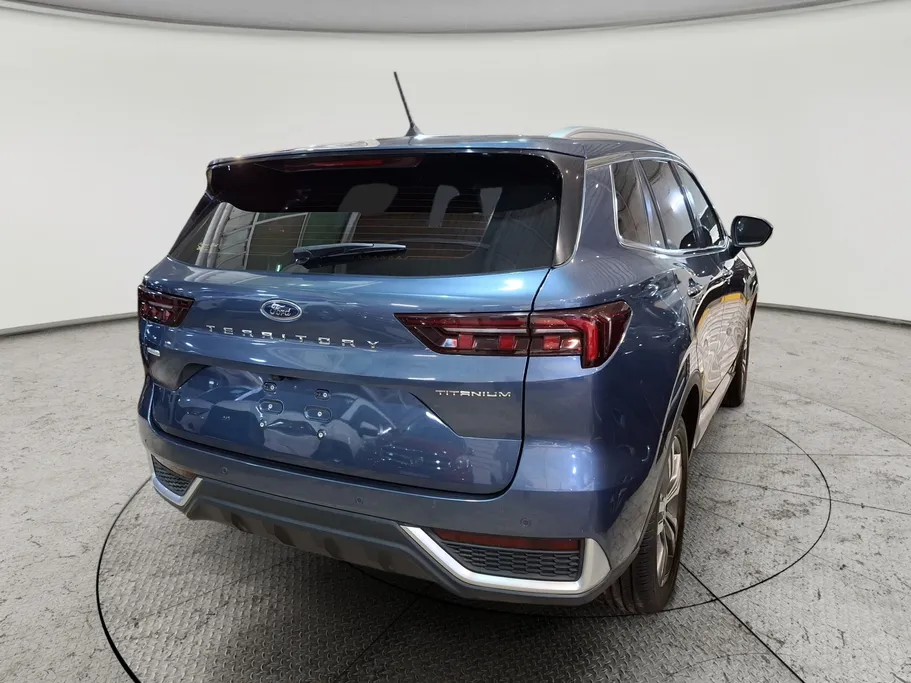 فورد تريتوري تيتانيوم 2023 