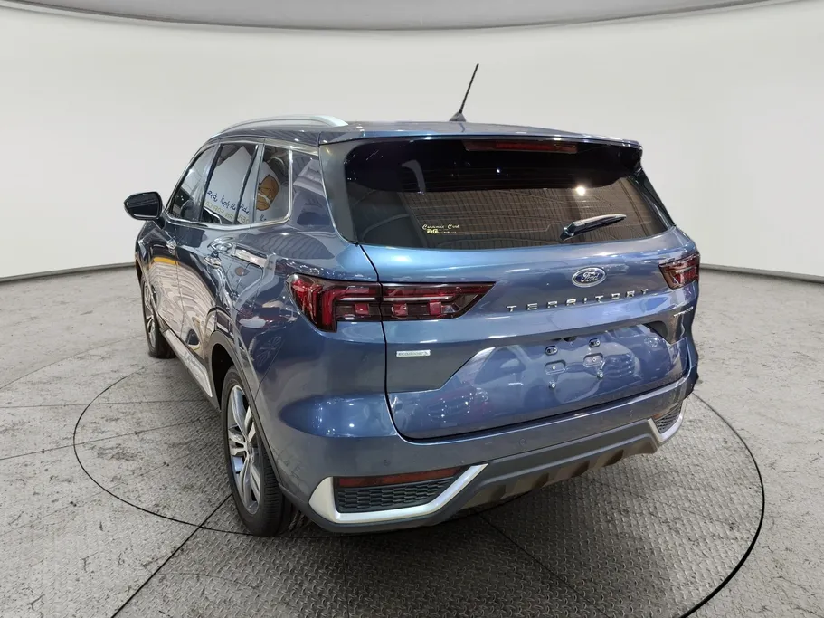 فورد تريتوري تيتانيوم 2023 