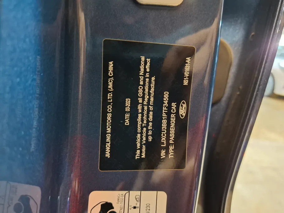 فورد تريتوري تيتانيوم 2023 