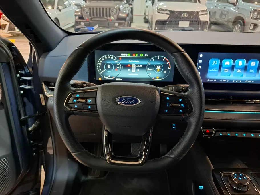 فورد تريتوري تيتانيوم 2023 