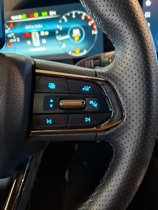 فورد تريتوري تيتانيوم 2023 