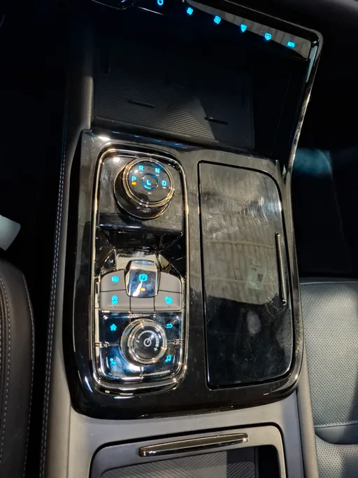 فورد تريتوري تيتانيوم 2023 