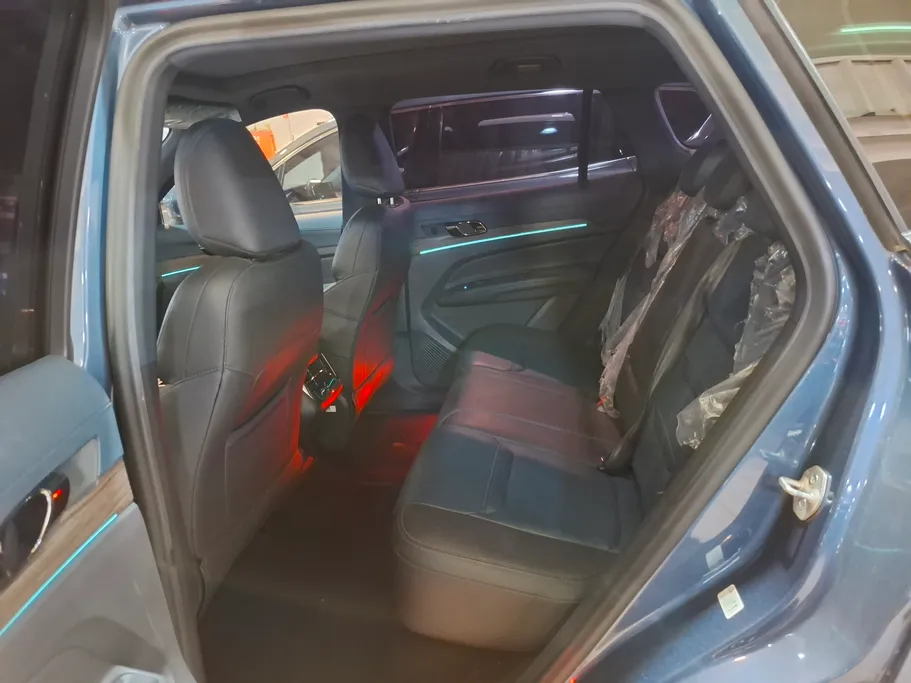 فورد تريتوري تيتانيوم 2023 