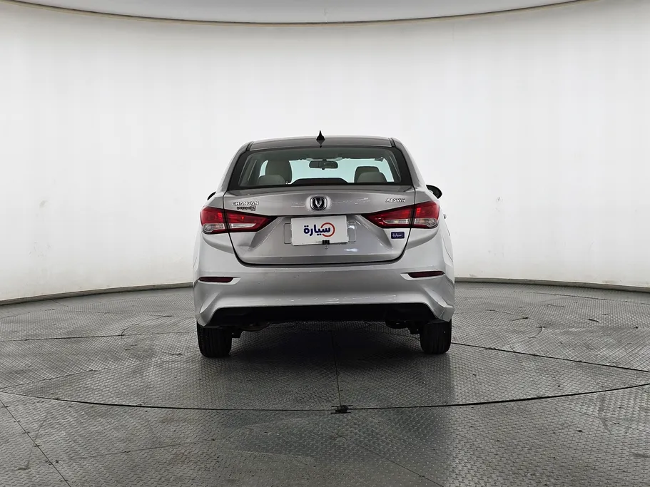 شانجان السفن Basic 2023 