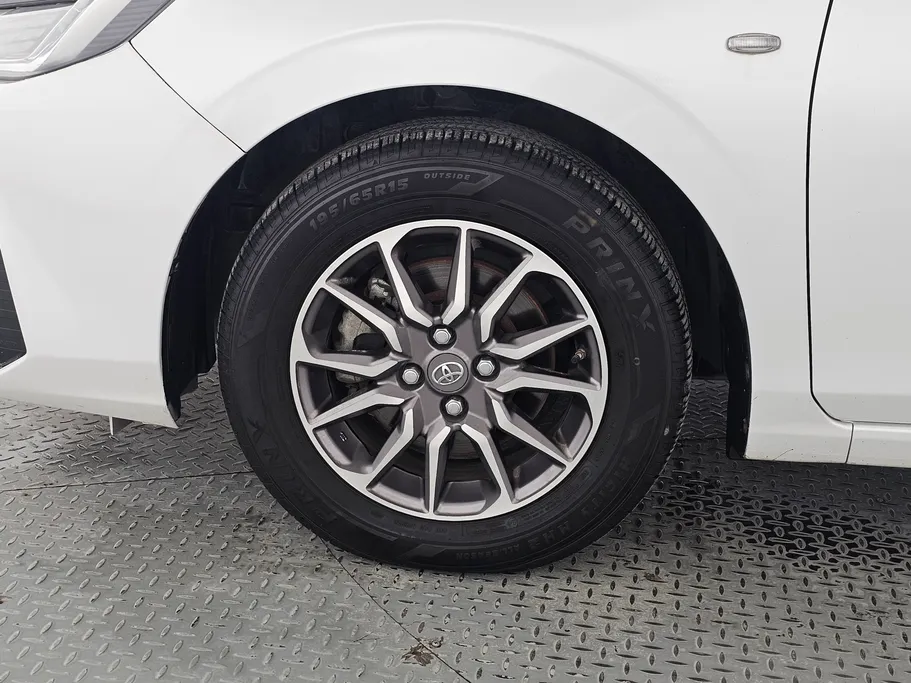 2023 تويوتا Yaris  Y 