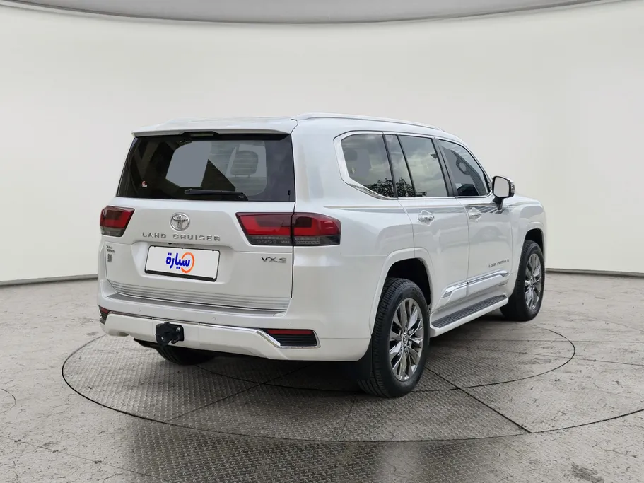 2023 Toyota Land Cruiser VXS 