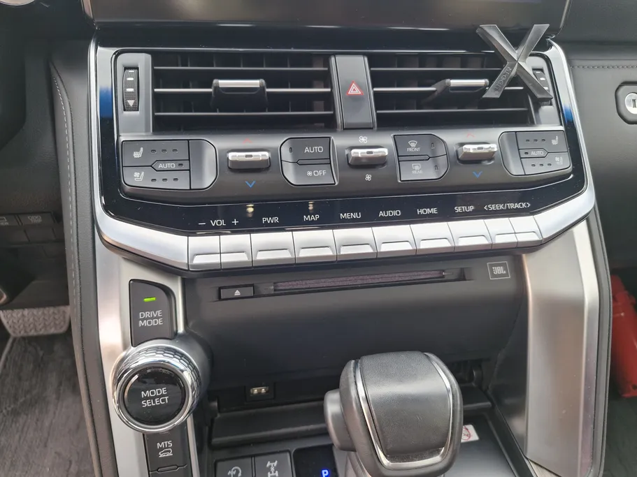 2023 Toyota Land Cruiser VXS 