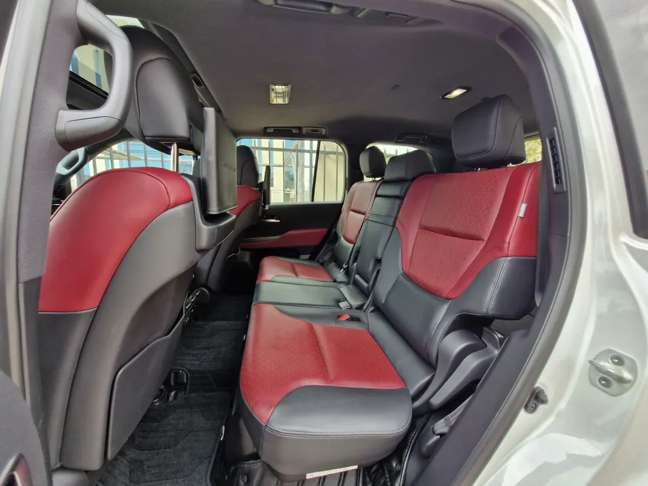 2023 Toyota Land Cruiser VXS 