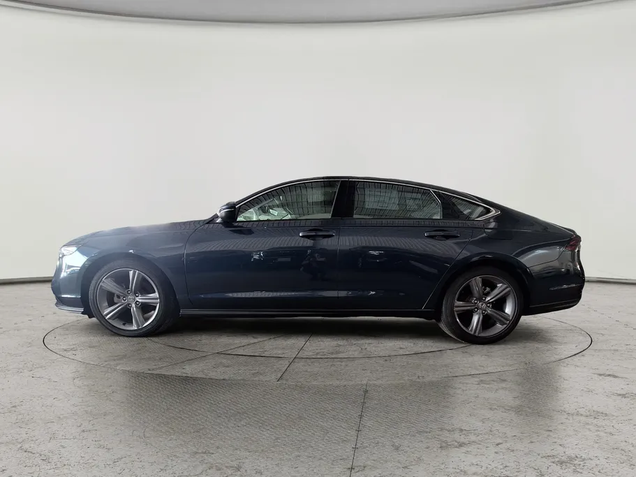 هوندا اكورد LX 2025 