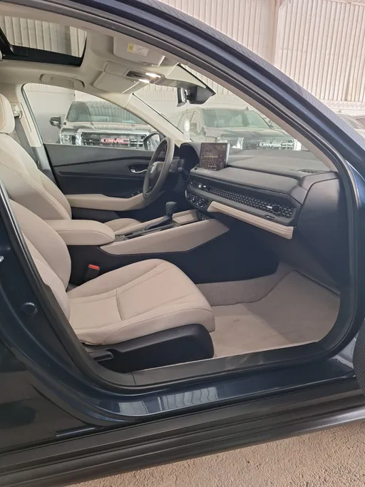 هوندا اكورد LX 2025 