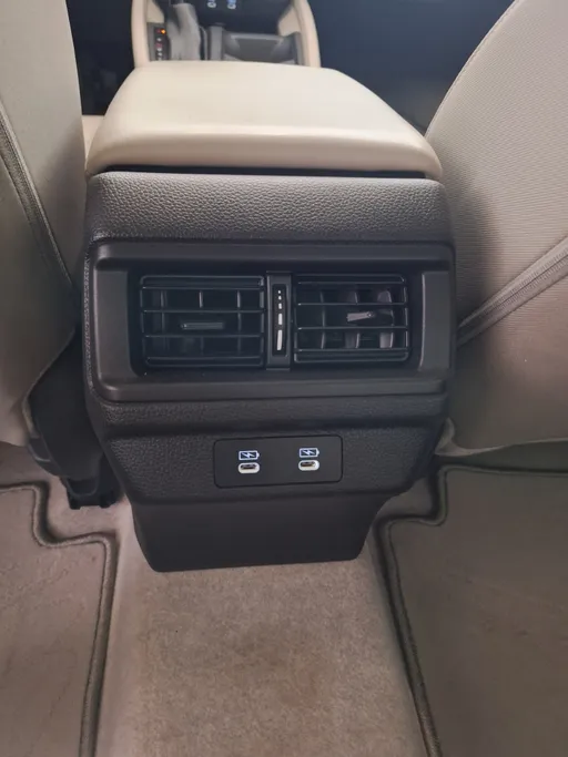 هوندا اكورد LX 2025 