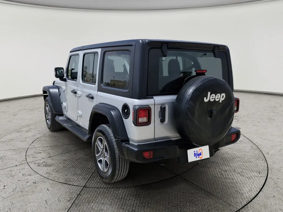جيب رانجلر صحارى 2023 