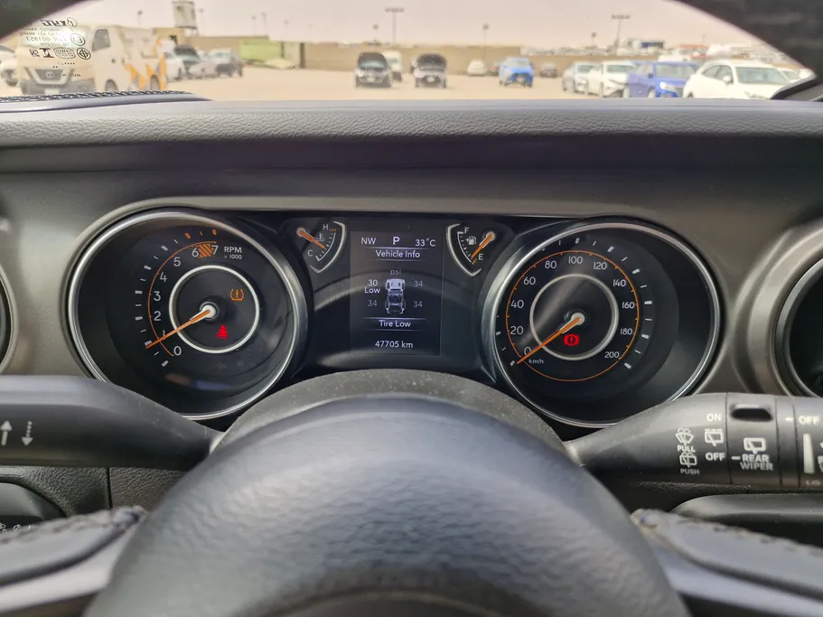 2023 Jeep Wrangler Sahara 