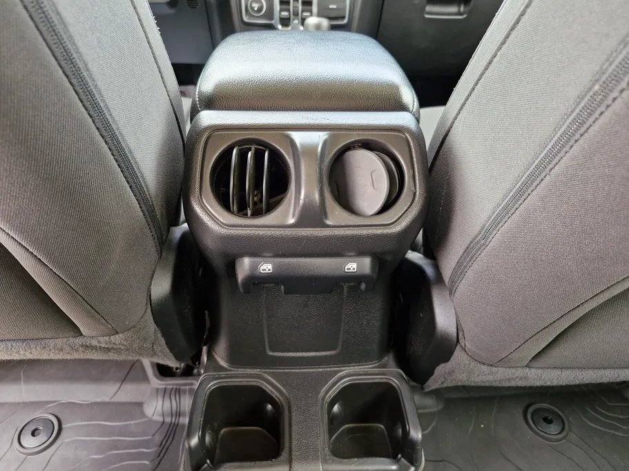 2023 Jeep Wrangler Sahara 