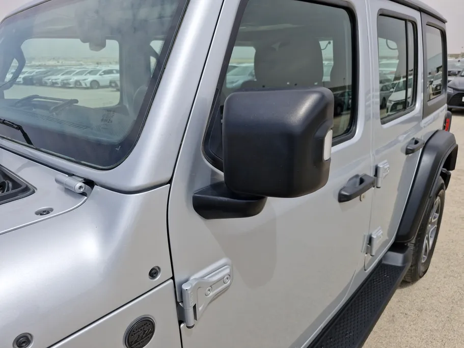 2023 Jeep Wrangler Sahara 