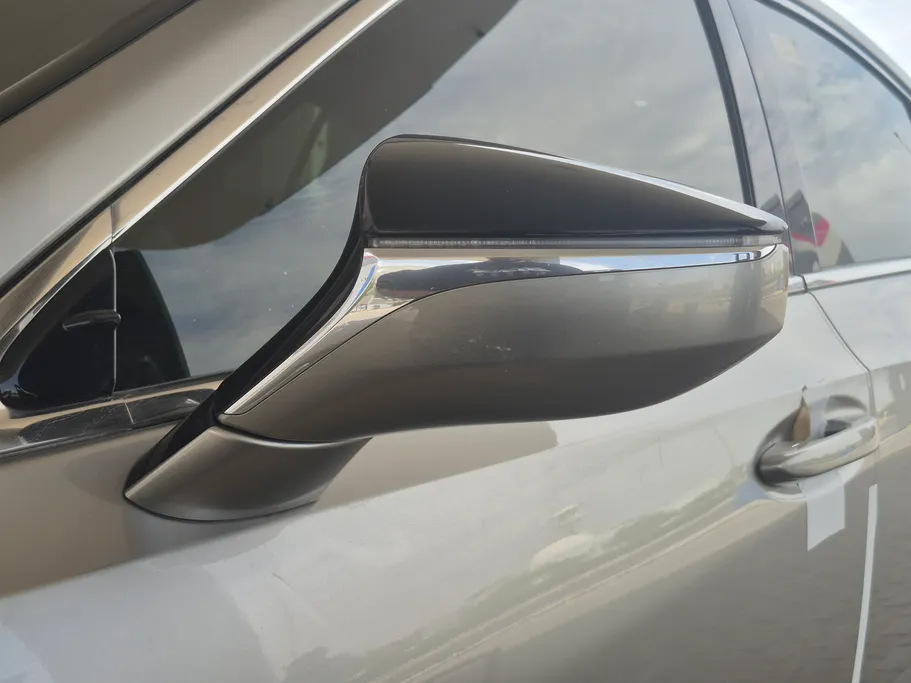 2024 Lexus ES 300 HH Hybrid Executive 