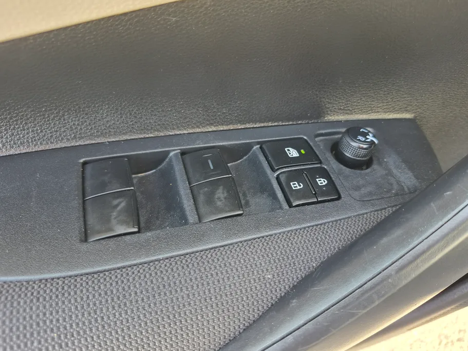 تويوتا كورولا XLI 2022 