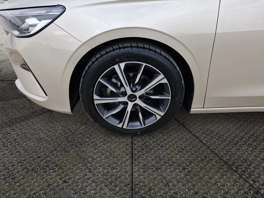 جيلي امجراند GF 2024 